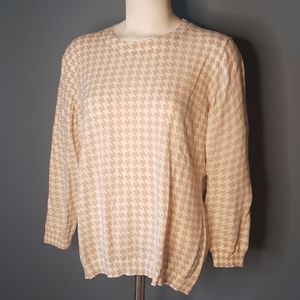 Banan Republic Tan Houndstooth Sweater